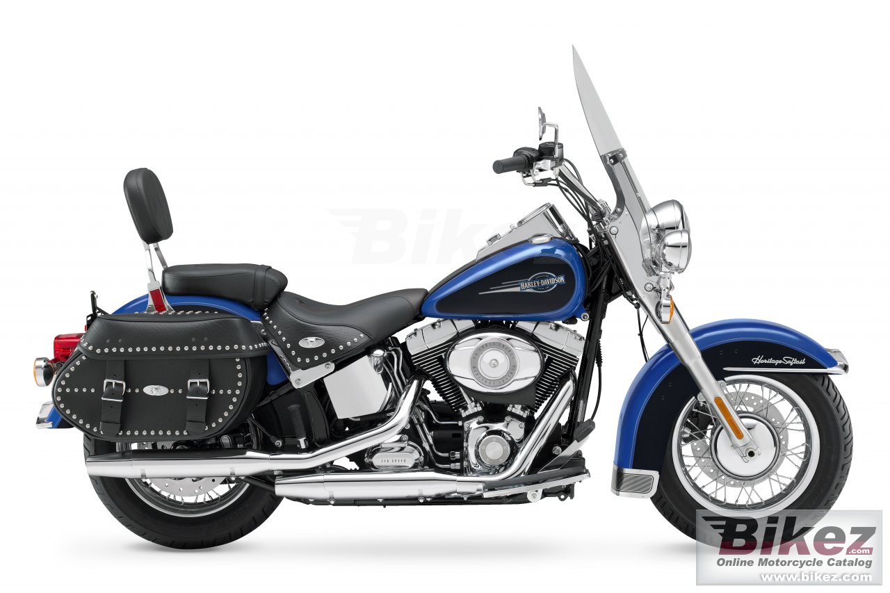 Big Harley-Davidson flstc softail picture and wallpaper from Bikez.com